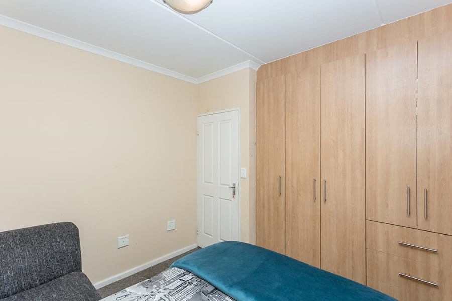 1 Bedroom Property for Sale in Burgundy Estate Western Cape